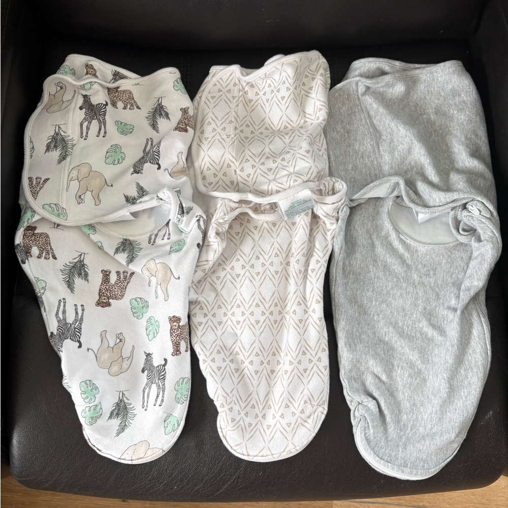 *SOLD* 0-3 aden + anais Essentials Velcro Swaddles